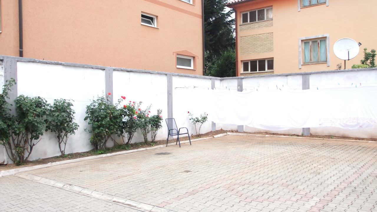 Hotel Gjallica Kukes Exterior photo
